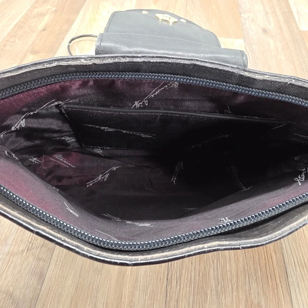 Vintage Etienne Aigner‎ Black Croc Embossed Leather Crossbody Bag Shoulder Purse